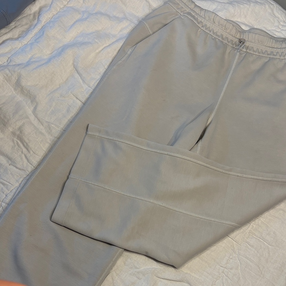 Lululemon Softstreme Cropped pants